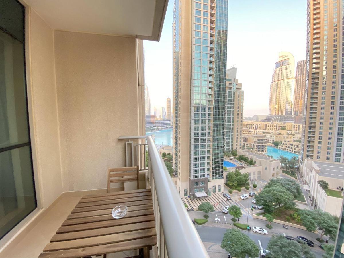 Lux Bnb Studio Downtown Fountain View Dubai Dış mekan fotoğraf